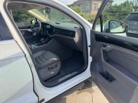 VW Touareg 3.0 TDI 4MOTION FULL LED , снимка 11