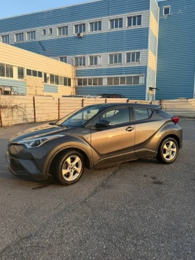 Toyota C-HR Hybrid, снимка 2
