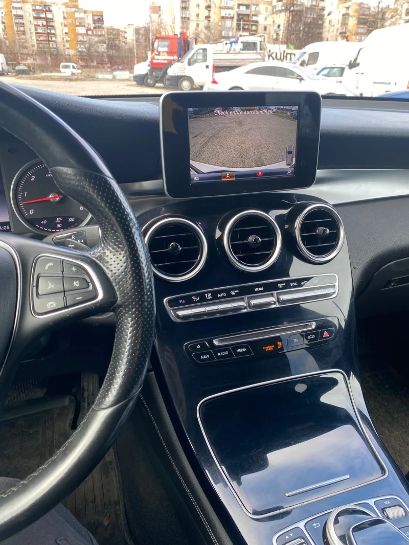 Mercedes-Benz GLC 220 2.2, снимка 11 - Автомобили и джипове - 48106251