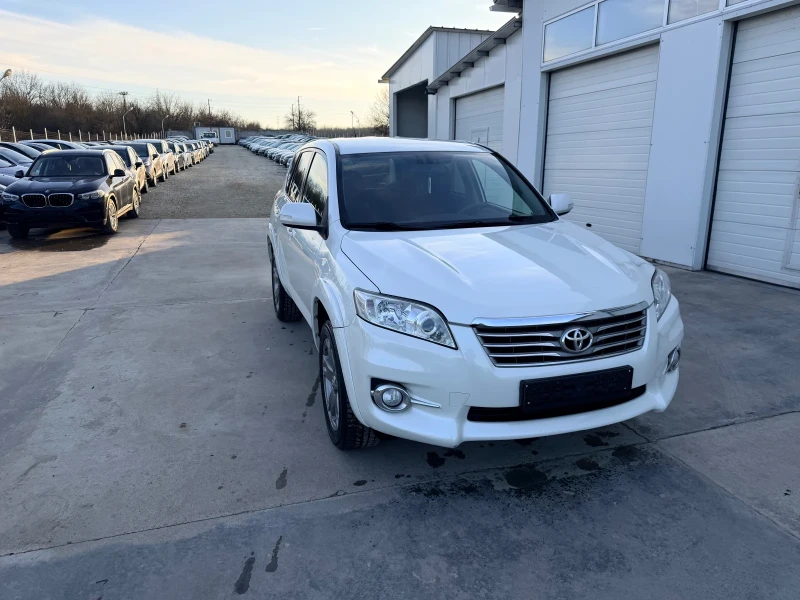Toyota Rav4 2.2D4D 150k.c* 4x4* Facelife* Nova* UNIKAT* , снимка 11 - Автомобили и джипове - 52851157