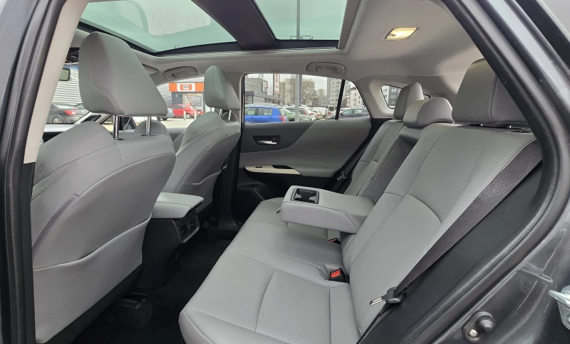 Toyota Venza 2.5 Hibrid Limited, снимка 11 - Автомобили и джипове - 53426374