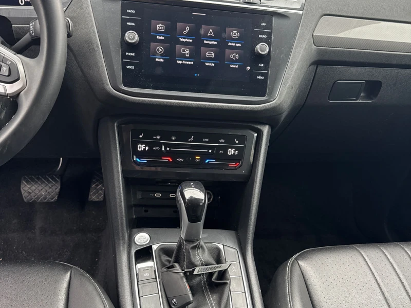 VW Tiguan * * CARFAX * * АВТО КРЕДИТ - 59500 лв. - 67784502 | Car24.bg