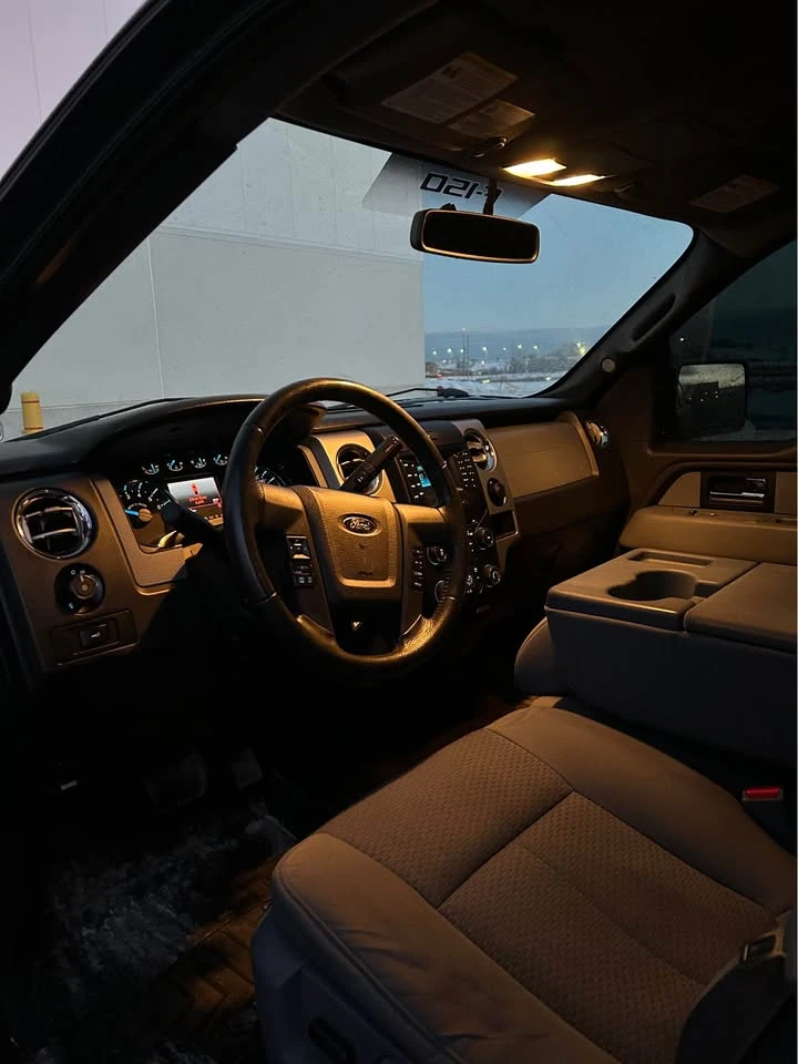 Ford F150 * 5.0* V8* РЕДОВНО ОБСЛУЖВАН* , снимка 4 - Автомобили и джипове - 53718134