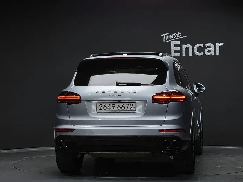 Porsche Cayenne 3.6 PLATINUM EDITION 958, снимка 4 - Автомобили и джипове - 55000598