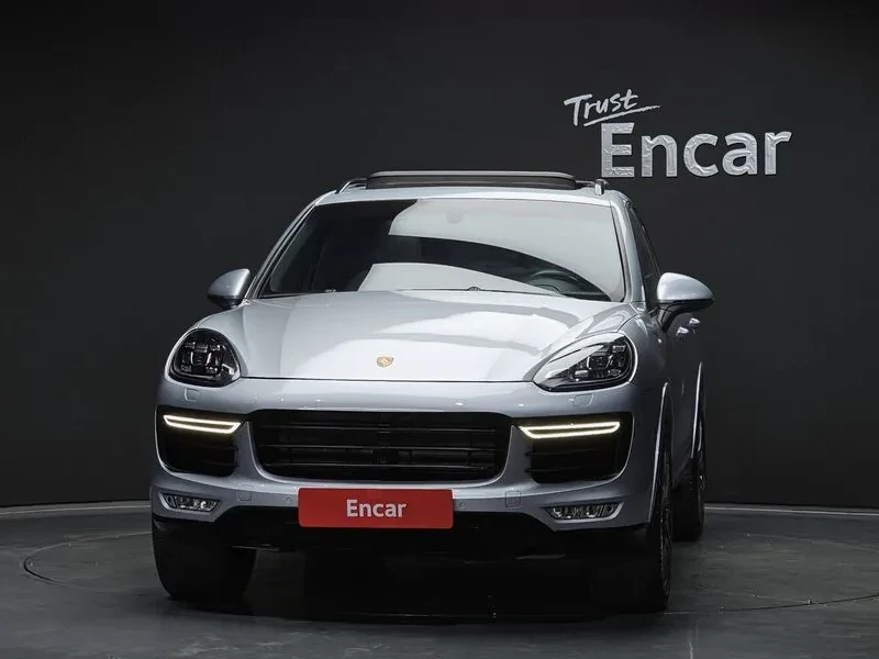 Porsche Cayenne 3.6 PLATINUM EDITION 958, снимка 3 - Автомобили и джипове - 55000598