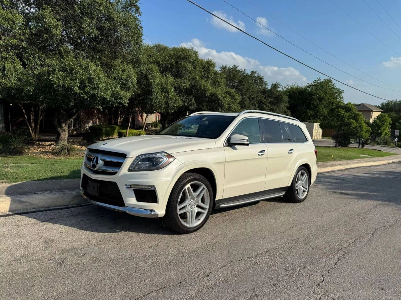 Mercedes-Benz GL 500 AMG* 360* 7МЕСТА* ОБДУХ* МАСАЖ* HARMAN* LANE A - изображение 2