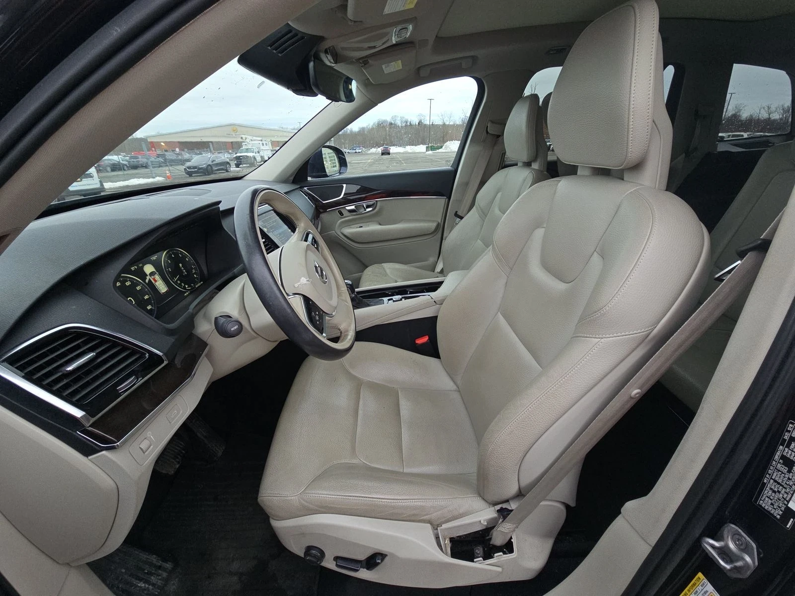 Volvo Xc90 T6 Momentum | 7 МЕСТА | ПАНОРАМА | 360 КАМЕРИ - изображение 7