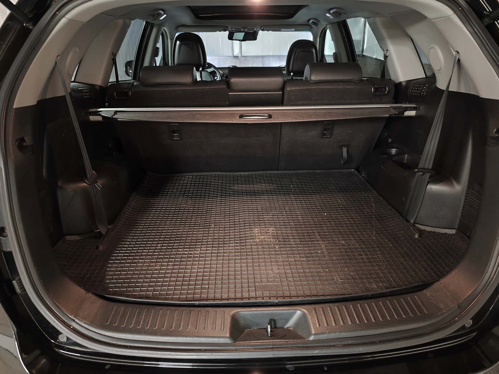 Kia Sorento, снимка 8 - Автомобили и джипове - 53745443