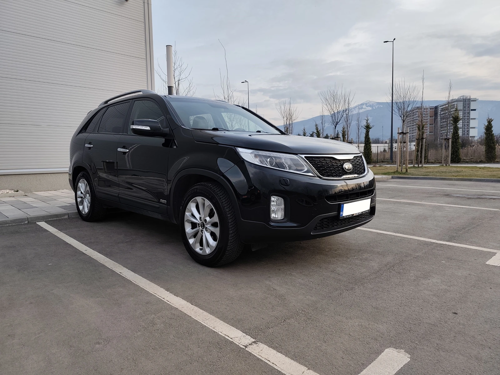 Kia Sorento, снимка 5 - Автомобили и джипове - 53745443