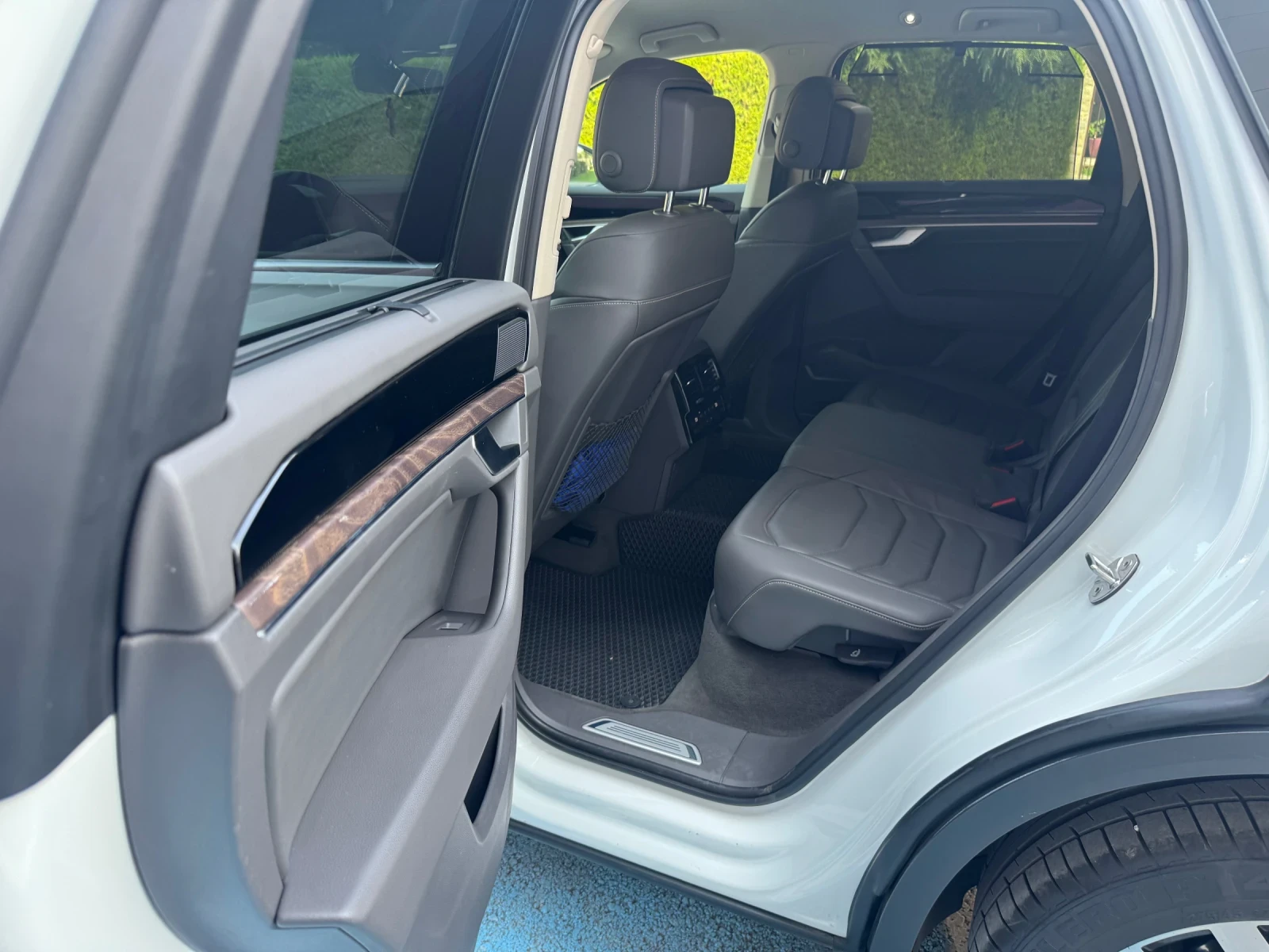 VW Touareg 3.0 TDI 4MOTION FULL LED  | Mobile.bg � ����������� 10