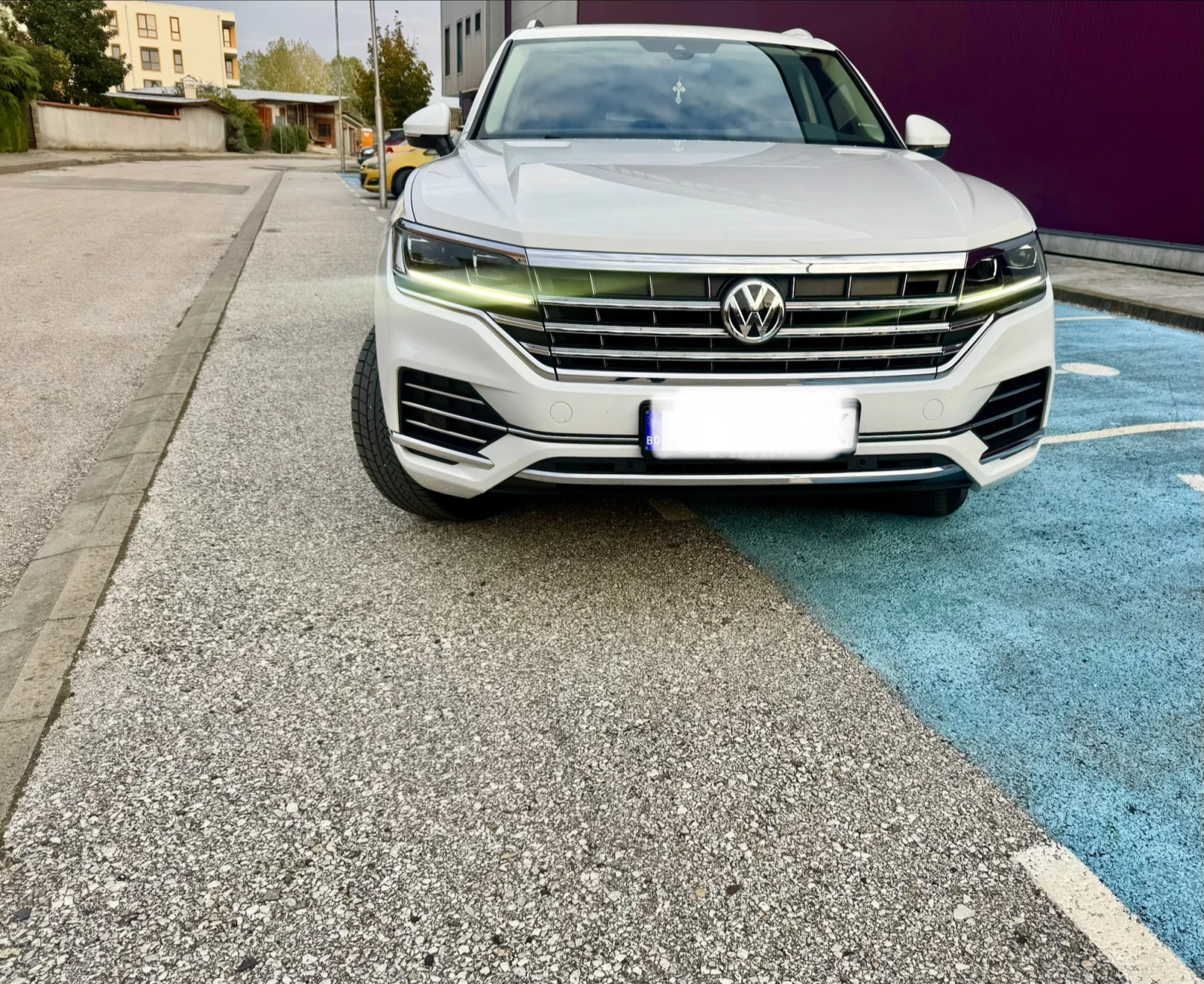 VW Touareg 3.0 TDI 4MOTION FULL LED R-line | Mobile.bg � ����������� 2