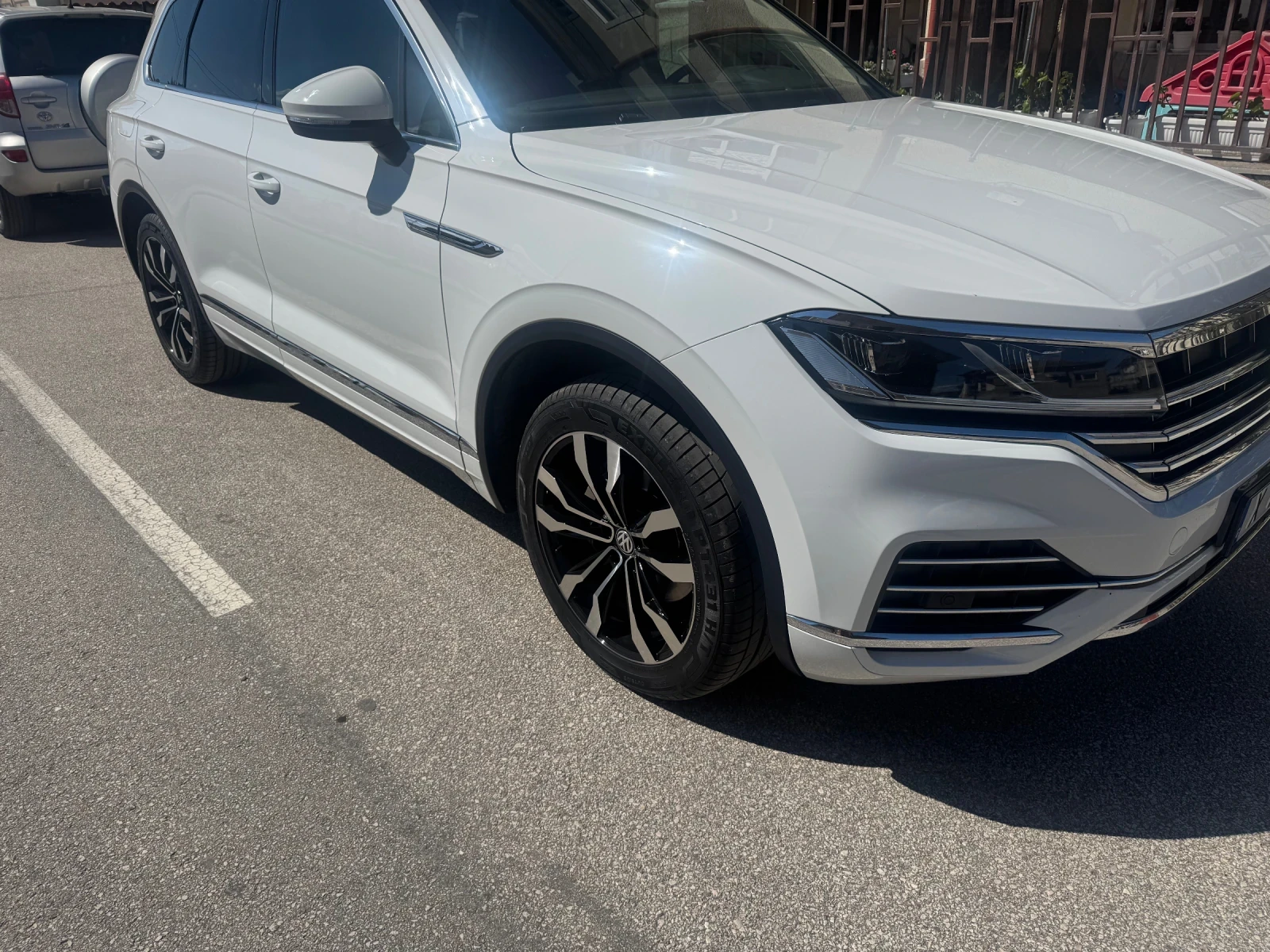 VW Touareg 3.0 TDI 4MOTION FULL LED , снимка 5 - Автомобили и джипове - 53782248