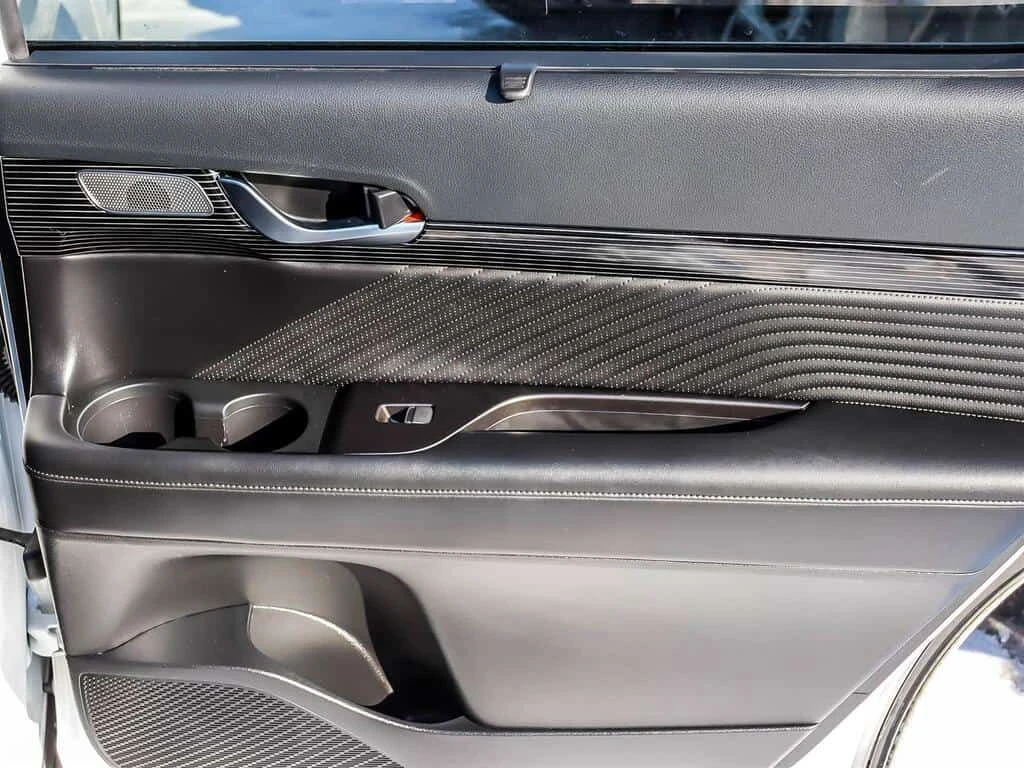 Hyundai Palisade * ULTIMATE CALLIGRAPHY NIGHT * CARFAX * ЦЕНА ДО БГ, снимка 13 - Автомобили и джипове - 53846733