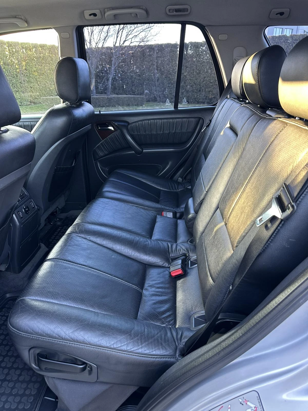 Mercedes-Benz ML 270, снимка 8 - Автомобили и джипове - 53849684