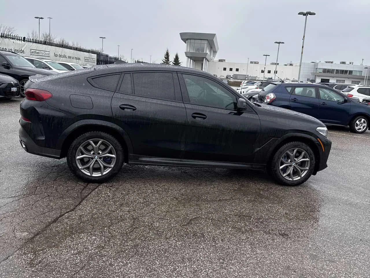 BMW X6 xDrive40i/CARFAX/360/ДИСТРОНИК/ПАНОРАМА/ОБДУХВАНЕ, снимка 4 - Автомобили и джипове - 53990136