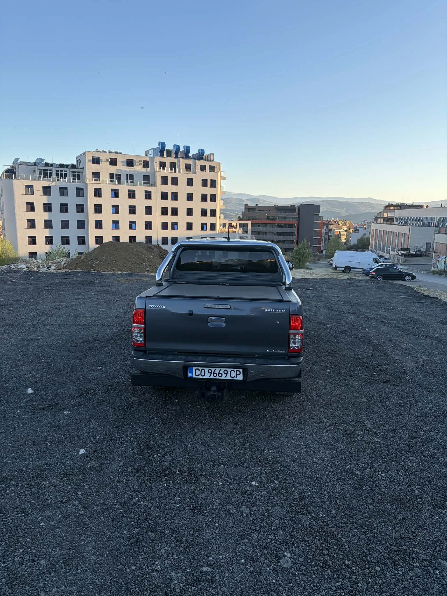 Toyota Hilux Invincible  | Mobile.bg � ����������� 6