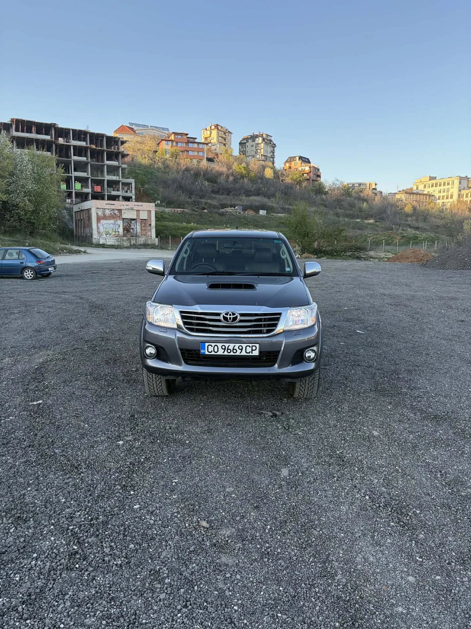 Toyota Hilux Invincible  | Mobile.bg � ����������� 2