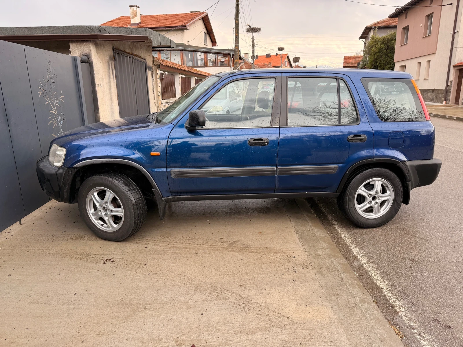 Honda Cr-v 2.0, снимка 4 - Автомобили и джипове - 54357701