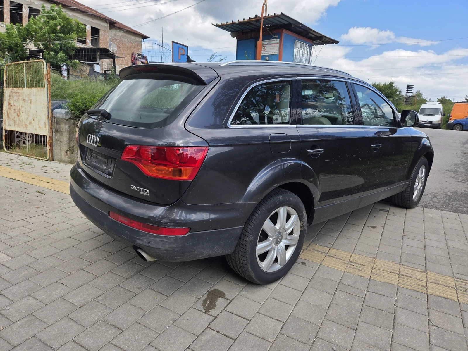 Audi Q7, снимка 9 - Автомобили и джипове - 54595150