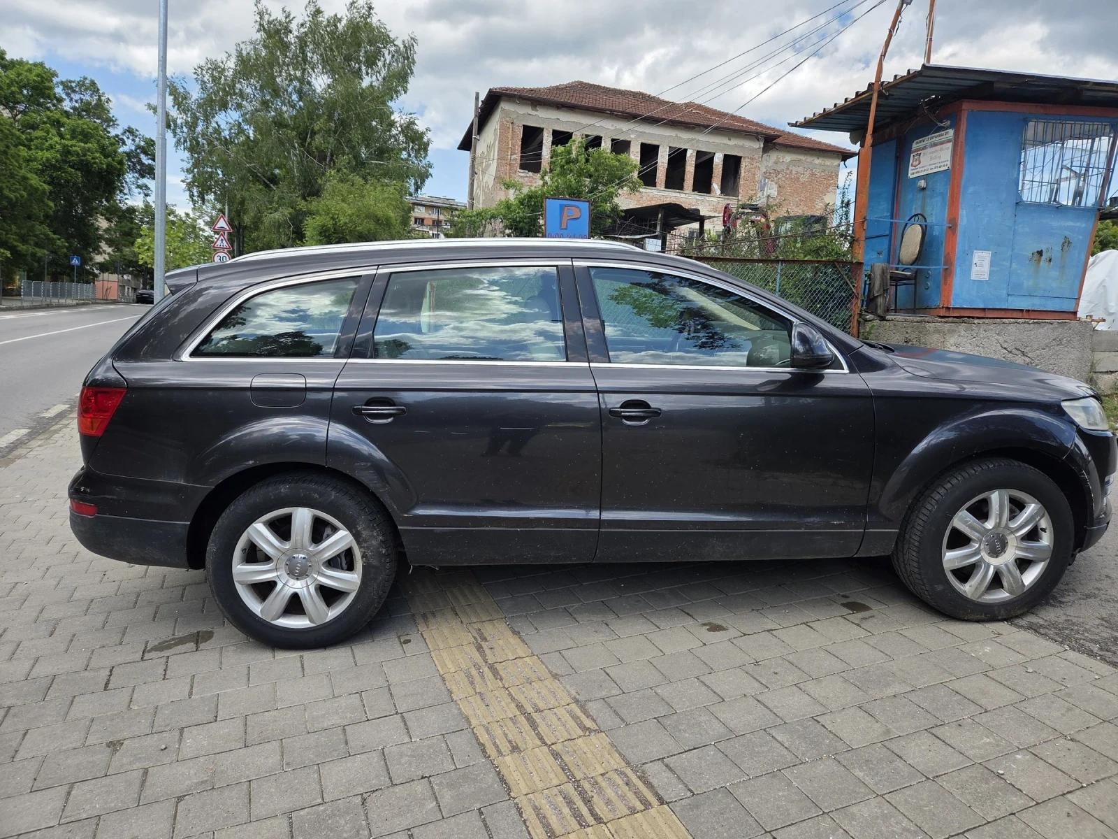 Audi Q7, снимка 7 - Автомобили и джипове - 54595150