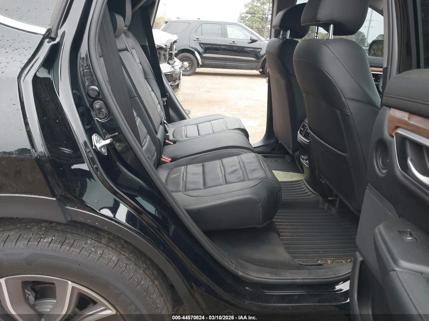 Honda Cr-v 1.5l Awd Touring, снимка 8 - Автомобили и джипове - 54860739