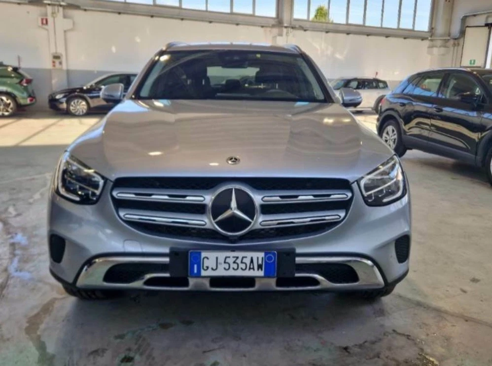 Mercedes-Benz GLC 300 !!!ОЧАКВАН ВНОС!!! PHEV 320hp 4matic, снимка 2 - Автомобили и джипове - 56205056