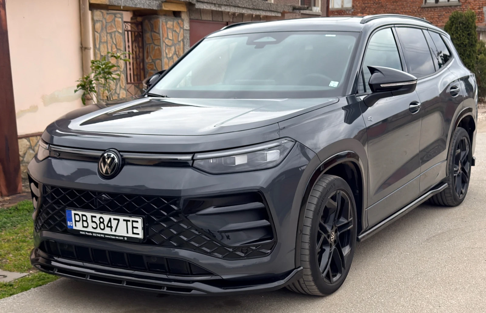 VW Tayron