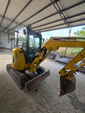 Багер Komatsu, снимка 5