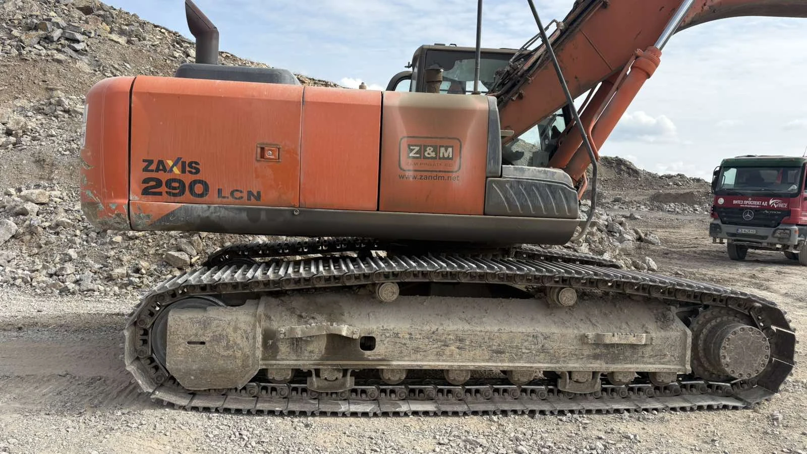 Багер Hitachi ZX290LCN-5B, снимка 7 - Индустриална техника - 54029286