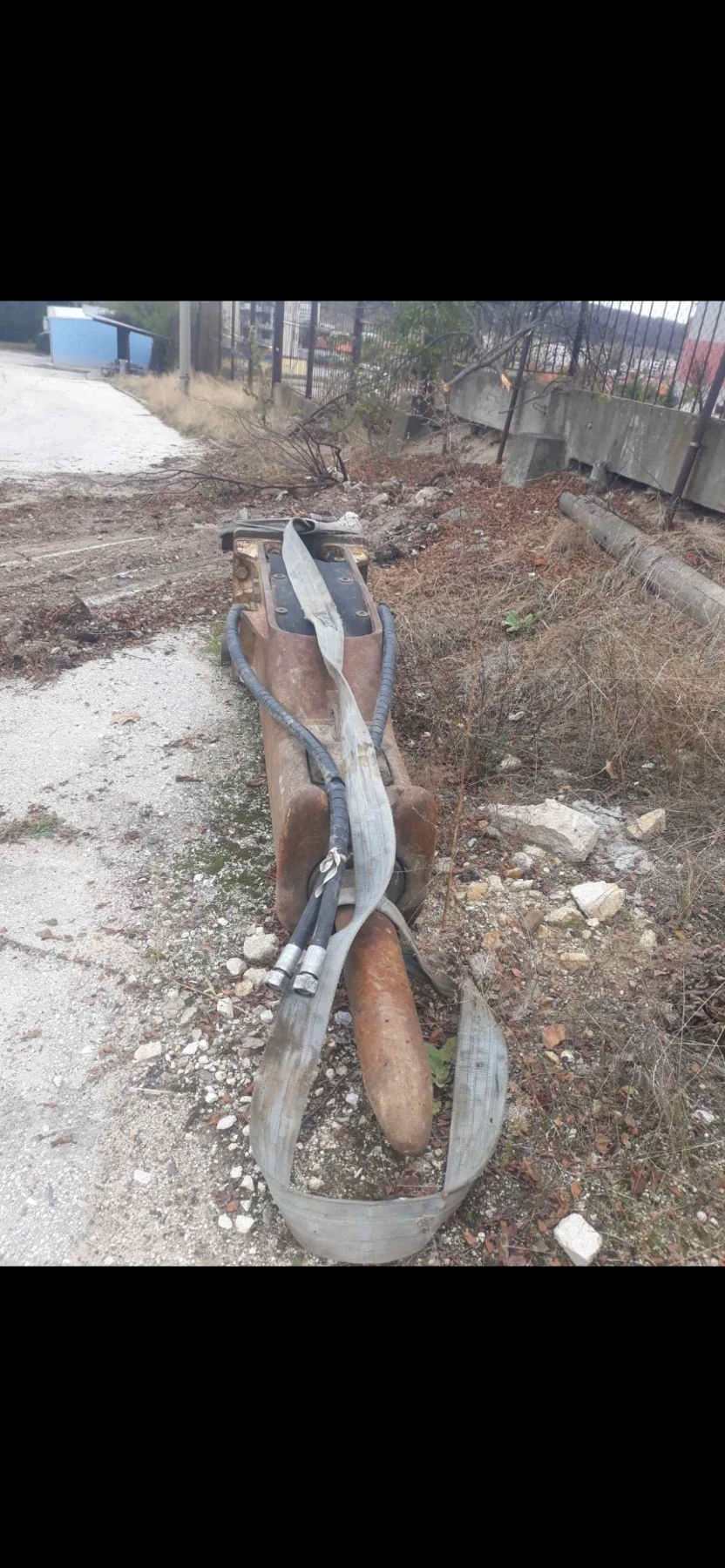 Багер Hyundai 320LC-7A, снимка 13 - Индустриална техника - 54712861
