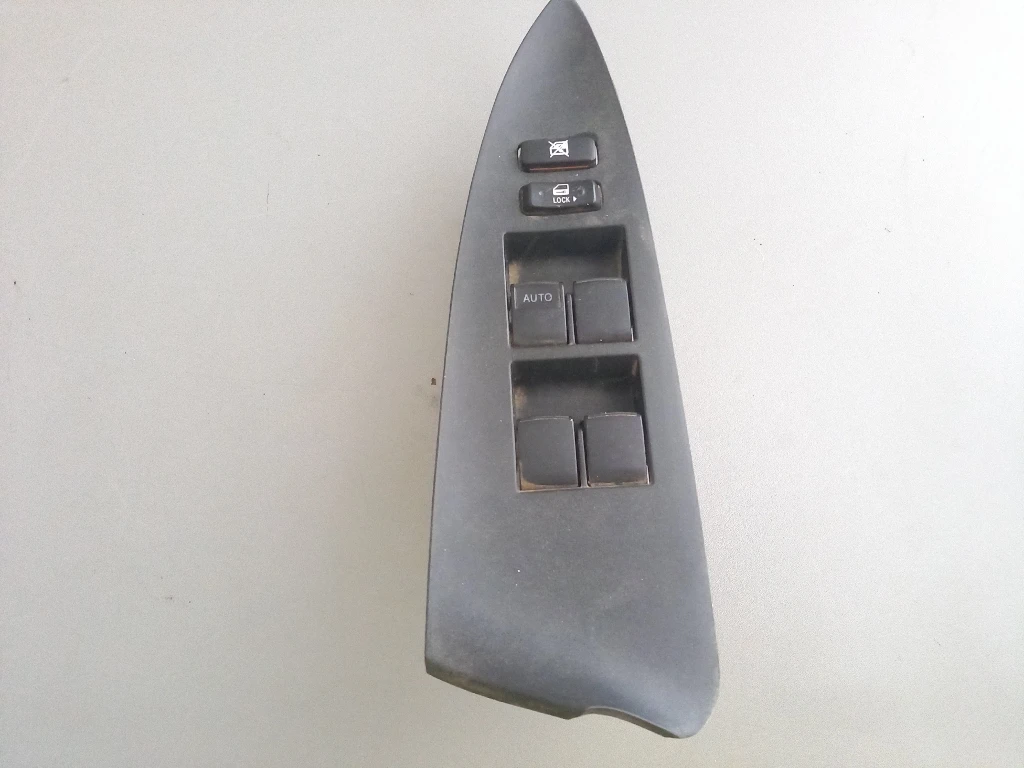      4 (7) | Mobile.bg   1