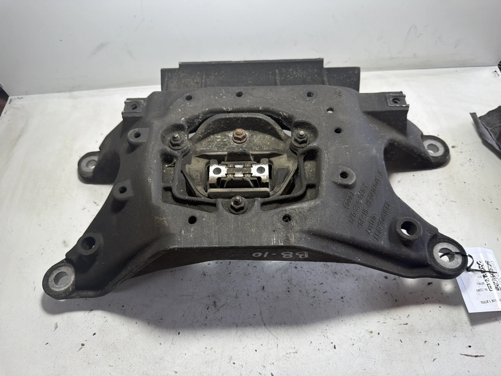 планка 8K0399263K 1.8TFSI Audi A4