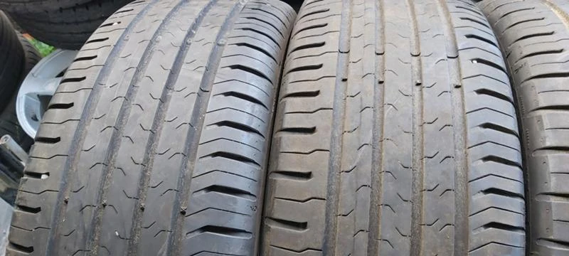 Гуми Летни 215/55R17, снимка 3 - Гуми и джанти - 35606874