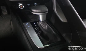 Hyundai Elantra 1.6 LPi Style, снимка 12