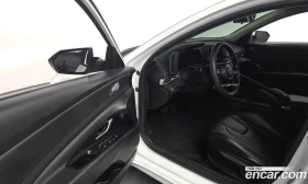 Hyundai Elantra 1.6 LPi Style, снимка 13