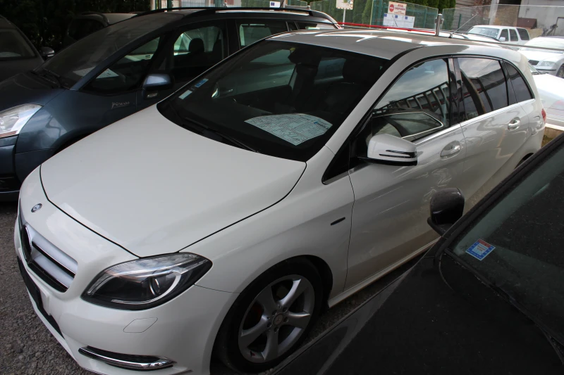 Mercedes-Benz B 180 1.8 ЦДИ Нов внос, снимка 2 - Автомобили и джипове - 47403507