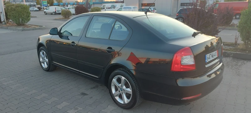 Skoda Octavia 1.2i turbo , снимка 3 - Автомобили и джипове - 46902638