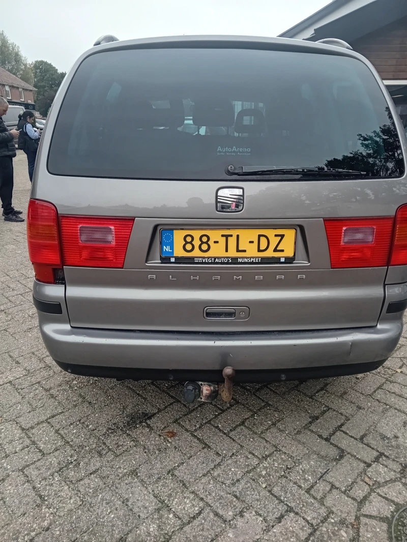 Seat Alhambra 1.8 T, снимка 3 - Автомобили и джипове - 47585961