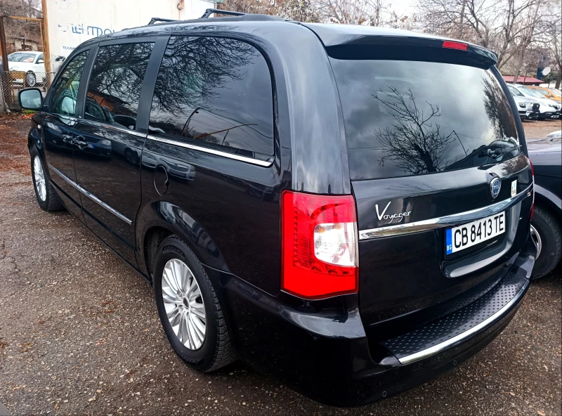 Lancia Voyager 2.8crdi/TRANSFORMARS/limited, снимка 6 - Автомобили и джипове - 48214946