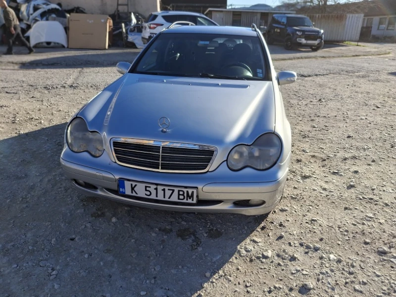 Mercedes-Benz C 220, снимка 7 - Автомобили и джипове - 49585098