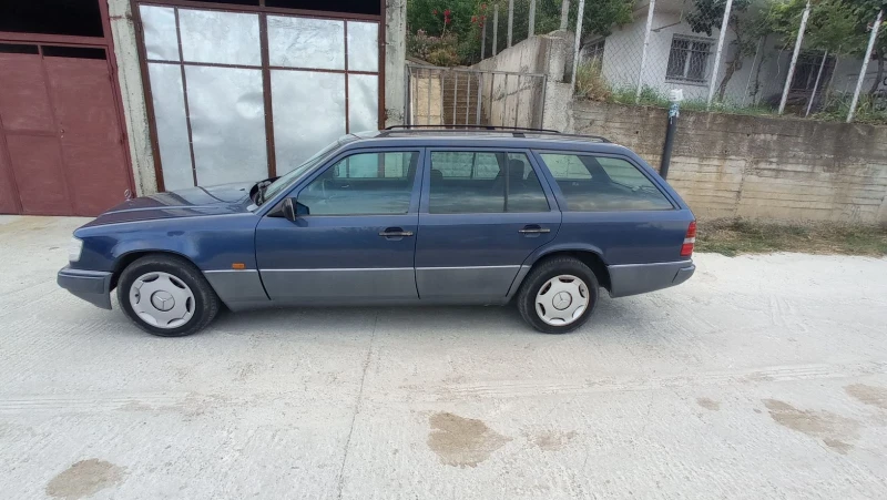 Mercedes-Benz 124, снимка 2 - Автомобили и джипове - 52482681