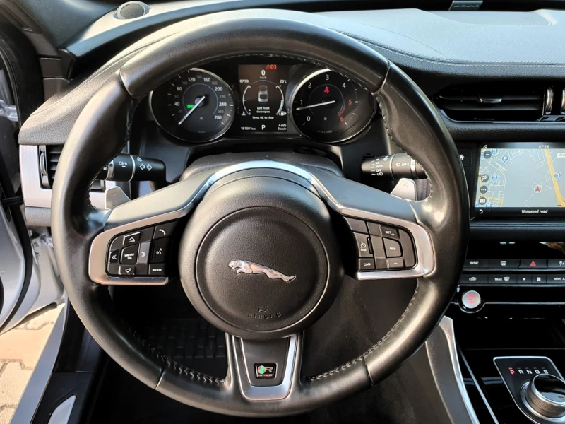 Jaguar Xf 2.0d R-Sport 4WD/240/, снимка 8 - Автомобили и джипове - 50908686