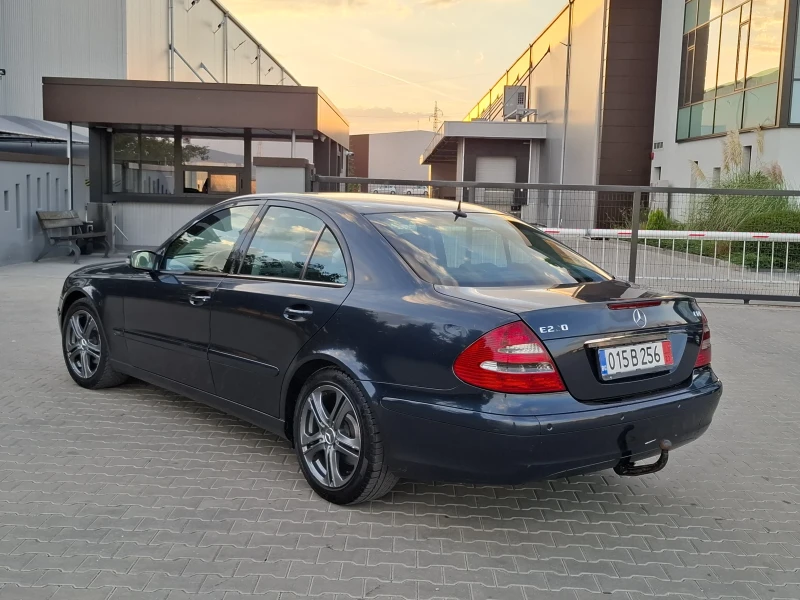 Mercedes-Benz E 220 2.2CDI* (150кс)* 6-СКОРОСТИ* * НОВ ВНОС* * , снимка 7 - Автомобили и джипове - 51825985