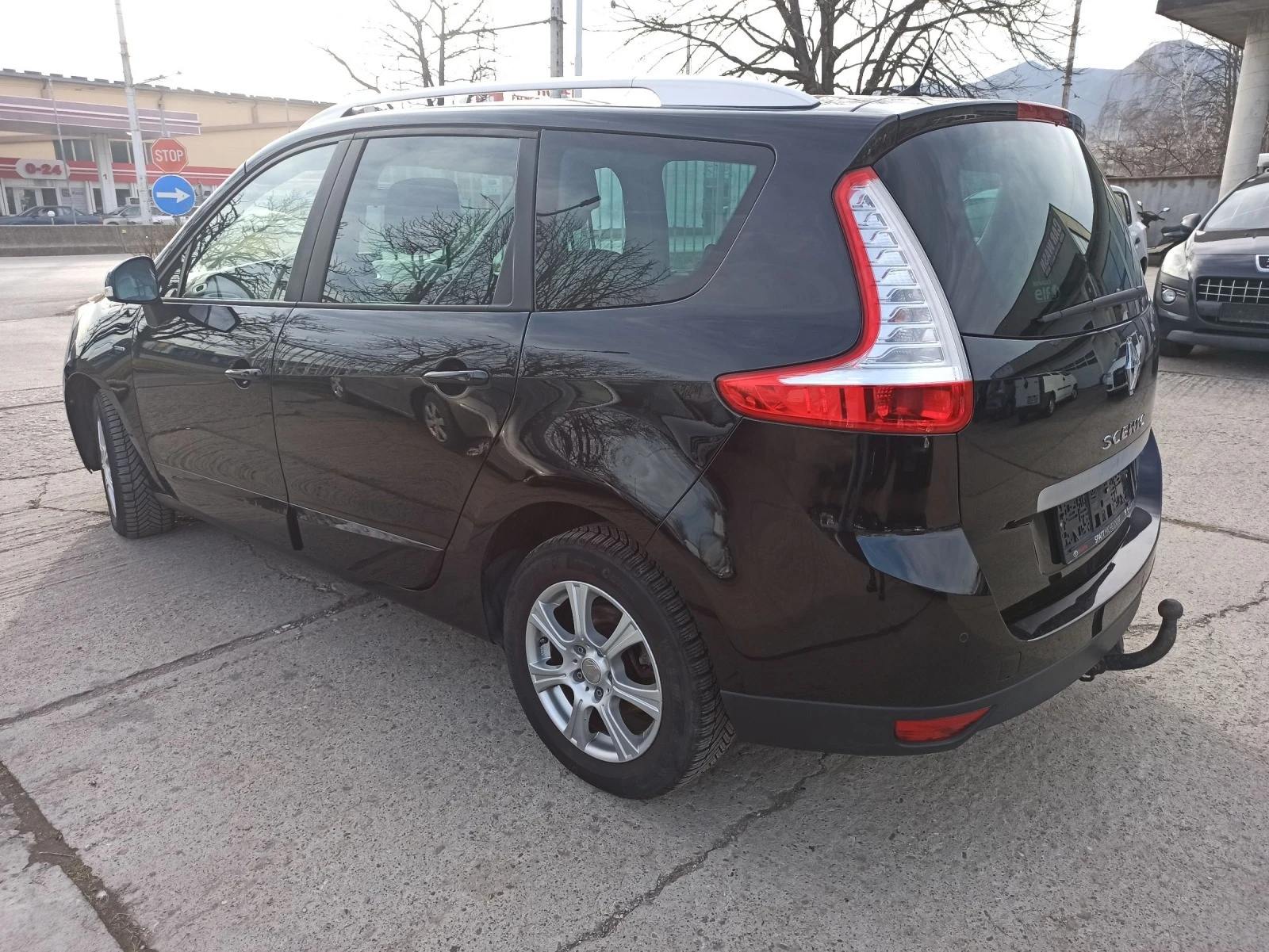 Renault Scenic 1.2I - изображение 6