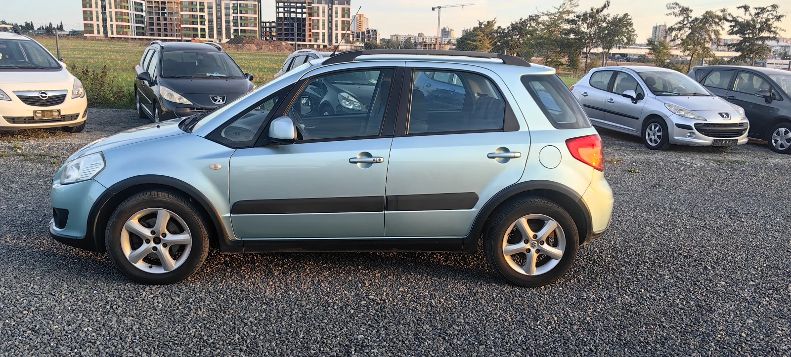 Suzuki SX4 1.6i AUTOMAT  - изображение 8