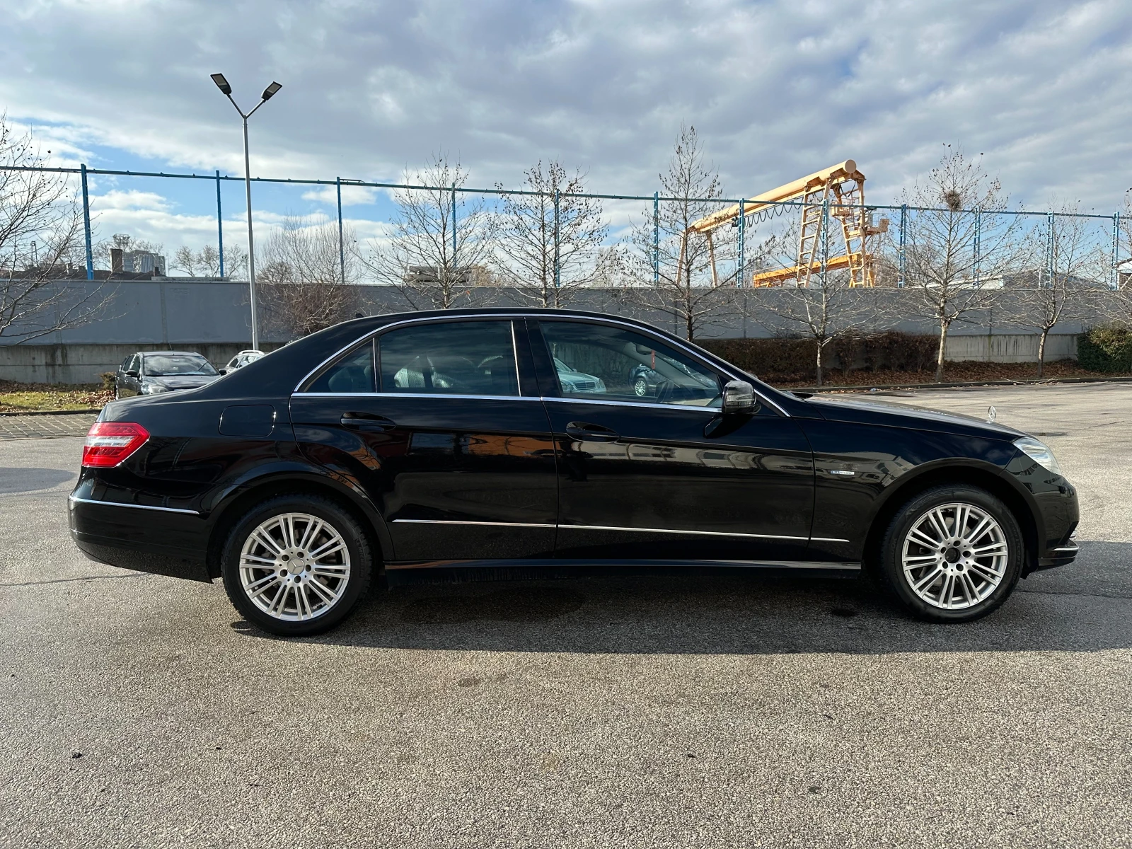 Mercedes-Benz E 350 3.0d 211 к.с. - изображение 5