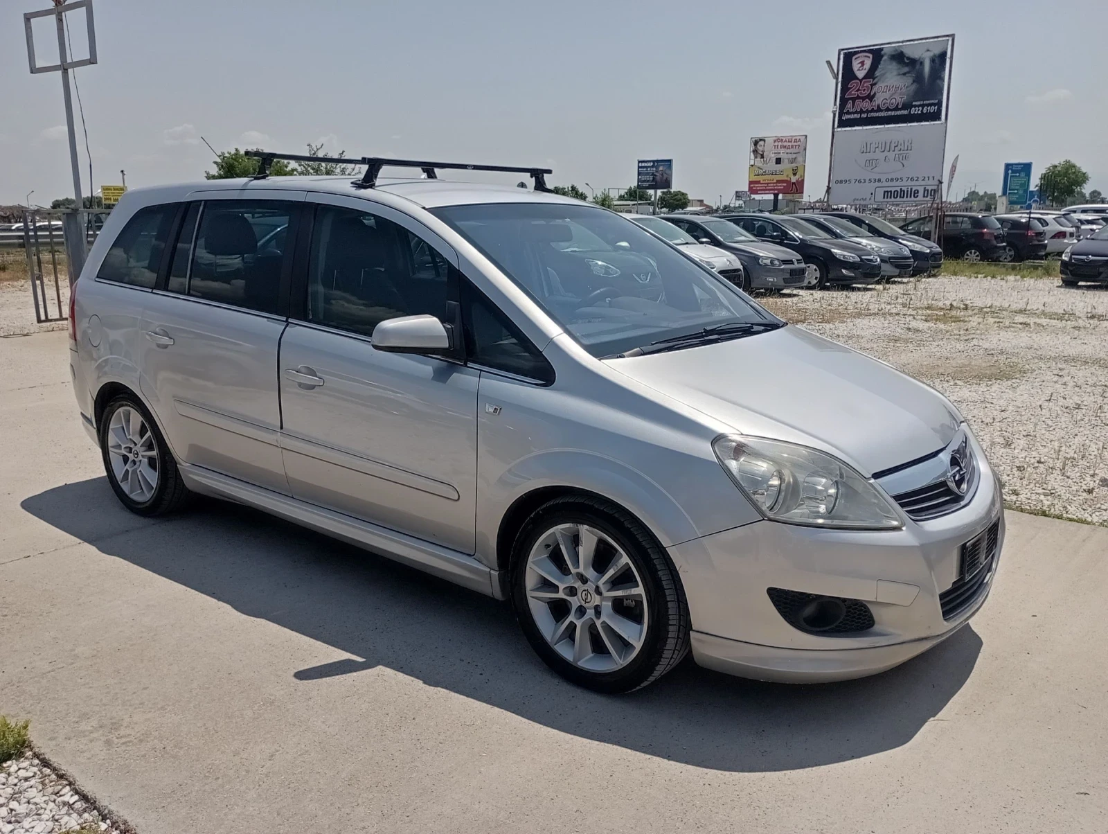 Opel Zafira 7 места, Cosmo, Италия  - изображение 3