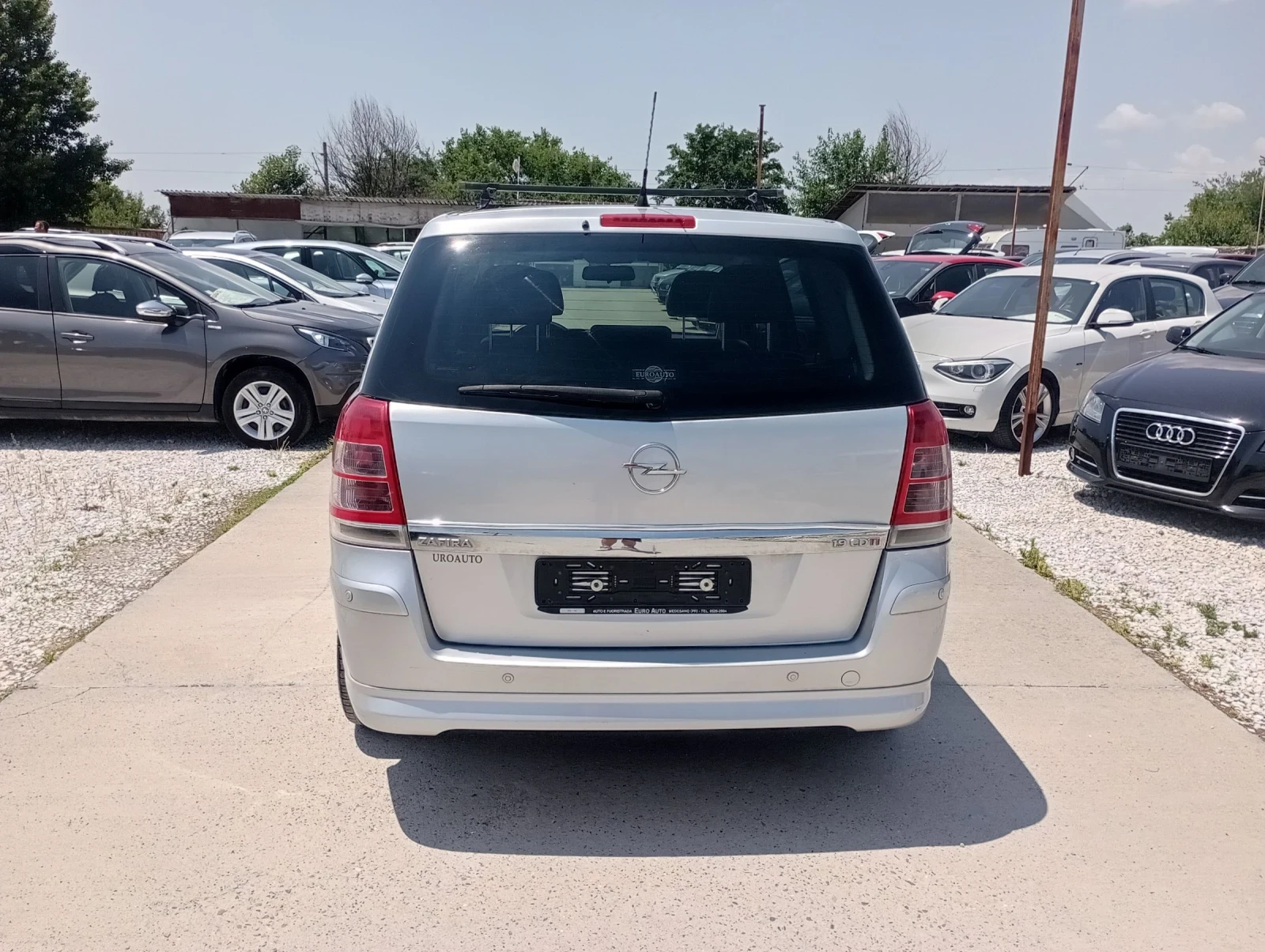 Opel Zafira 7 места, Cosmo, Италия  - изображение 5