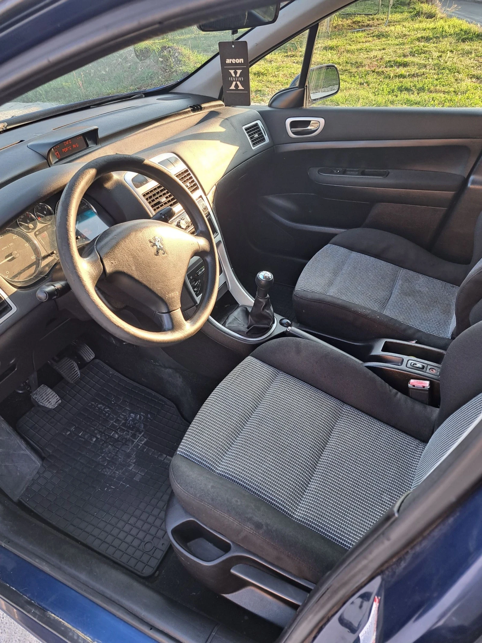 Peugeot 307 1.6+ + hdi - изображение 6