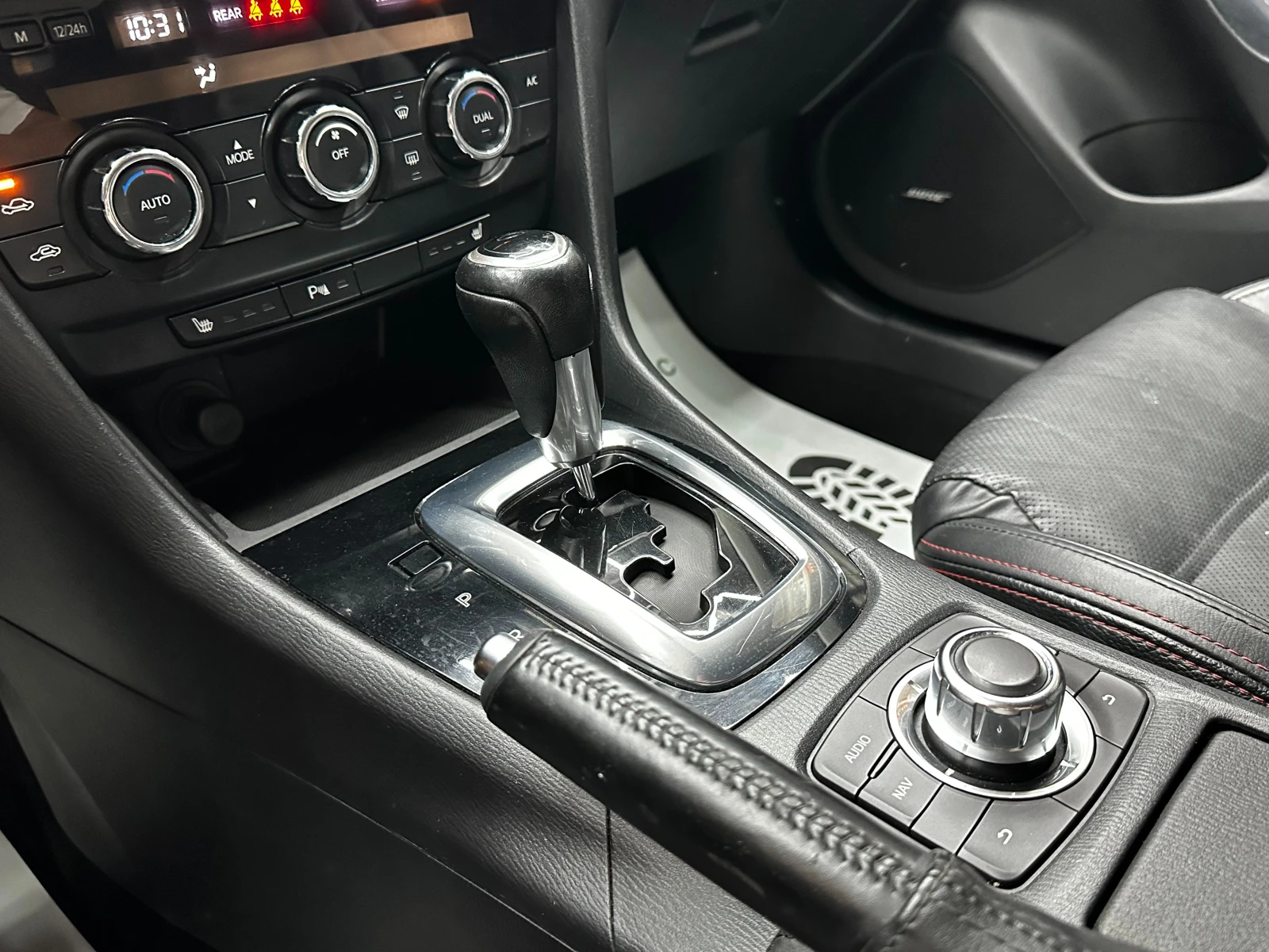 Mazda 6 2.2d 175 к.с. ОТ БЪЛГАРИЯ/ГАРАНЦИЯ/БАРТЕР/ЛИЗИНГ/, снимка 11 - Автомобили и джипове - 50964953